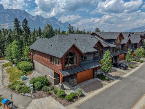 19 Creekside Mews, Canmore, AB - Outdoor With Facade