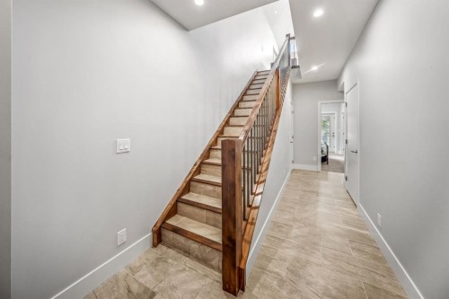 19 Creekside Mews, Canmore, AB - Indoor Photo Showing Other Room