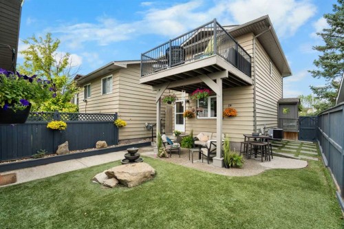 8424 Berkley Road Nw, Calgary, AB - Outdoor With Deck Patio Veranda