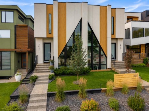 2435 29 Avenue Sw, Calgary, AB - Outdoor With Facade