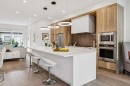 2435 29 Avenue Sw, Calgary, AB  - Indoor Photo Showing Kitchen With Upgraded Kitchen 