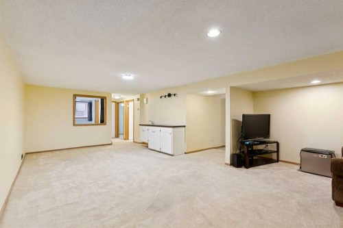 6452 Silver Springs Way Nw, Calgary, AB - Indoor