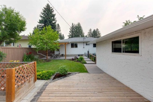 6452 Silver Springs Way Nw, Calgary, AB - Outdoor