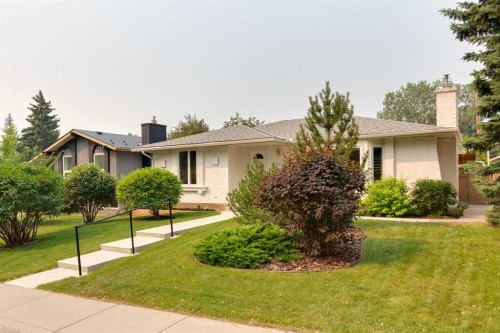 6452 Silver Springs Way Nw, Calgary, AB - Outdoor