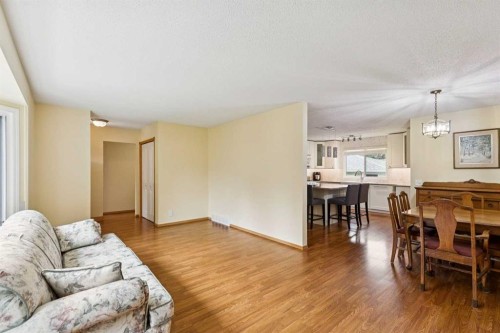6452 Silver Springs Way Nw, Calgary, AB - Indoor