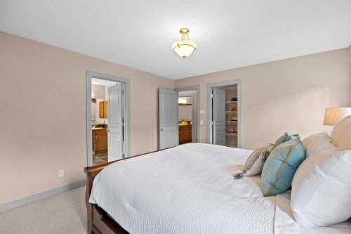 139 Tuscany Ridge Close Nw, Calgary, AB - Indoor Photo Showing Bedroom