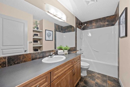 139 Tuscany Ridge Close Nw, Calgary, AB - Indoor Photo Showing Bathroom