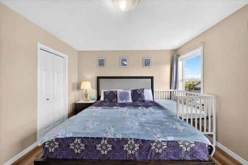 75 Skyview Point Road Ne, Calgary, AB - Indoor Photo Showing Bedroom