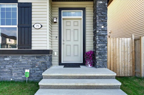 75 Skyview Point Road Ne, Calgary, AB - Outdoor