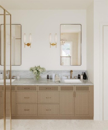 6511 Law Drive Sw, Calgary, AB - Indoor Photo Showing Bathroom