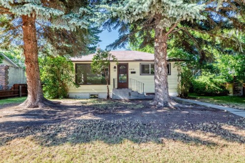 6012 33 Avenue Nw, Calgary, AB - Outdoor