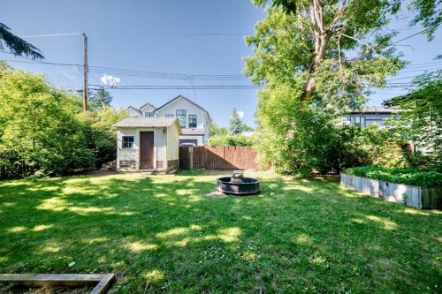 6012 33 Avenue Nw, Calgary, AB - Outdoor