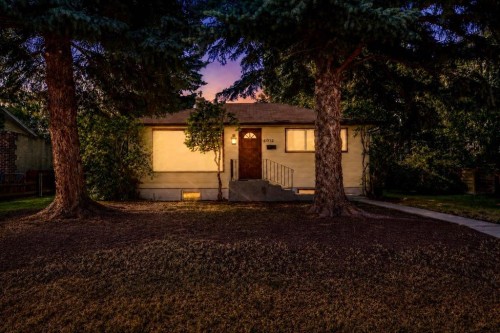 6012 33 Avenue Nw, Calgary, AB - Outdoor