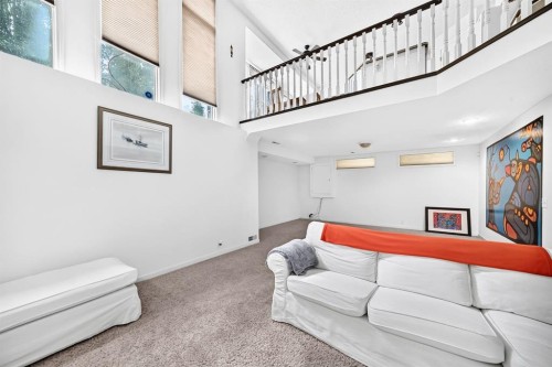 14954 Mt Mckenzie Drive Se, Calgary, AB - Indoor Photo Showing Other Room