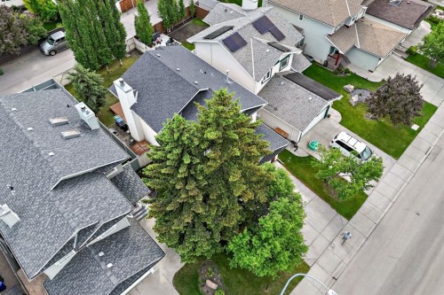 14954 Mt Mckenzie Drive Se, Calgary, AB - Outdoor