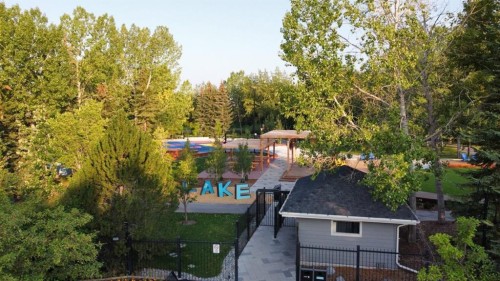 14954 Mt Mckenzie Drive Se, Calgary, AB - Outdoor
