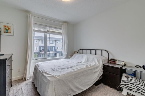 24 Corner Meadows Park Ne, Calgary, AB 