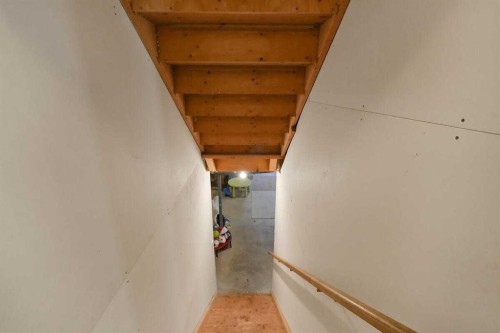 518 Mahogany Manor Se, Calgary, AB - Indoor Photo Showing Other Room
