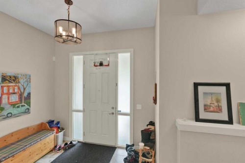 518 Mahogany Manor Se, Calgary, AB - Indoor Photo Showing Other Room
