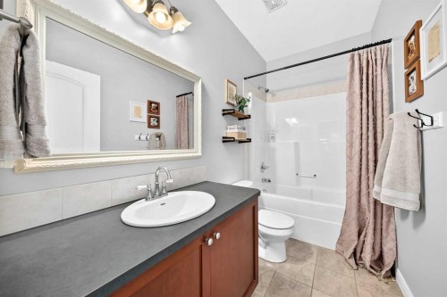 11 Westridge Way, Okotoks, AB - Indoor Photo Showing Bathroom