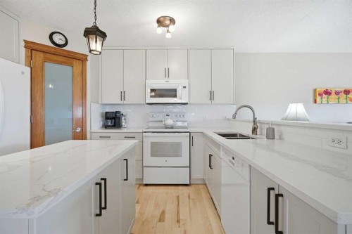 276 Kincora Heights Nw, Calgary, AB - Indoor Photo Showing Kitchen With Double Sink