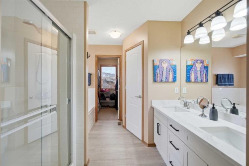 276 Kincora Heights Nw, Calgary, AB - Indoor Photo Showing Bathroom