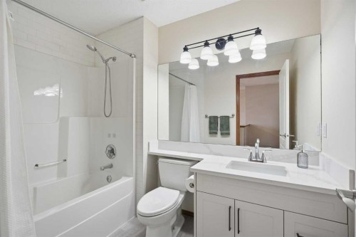 276 Kincora Heights Nw, Calgary, AB - Indoor Photo Showing Bathroom