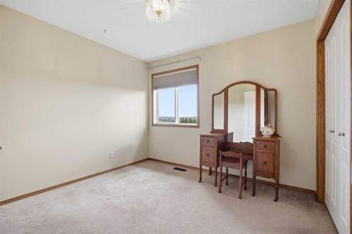 276 Kincora Heights Nw, Calgary, AB - Indoor Photo Showing Other Room