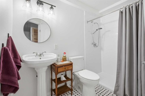 276 Kincora Heights Nw, Calgary, AB - Indoor Photo Showing Bathroom