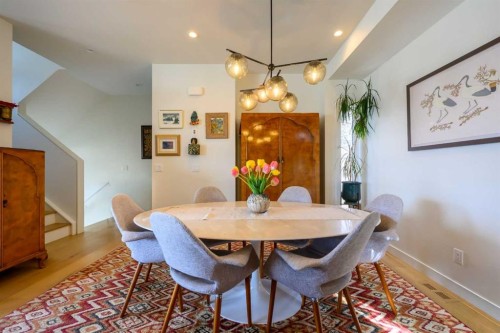 112 21 Street Nw, Calgary, AB - Indoor Photo Showing Dining Room