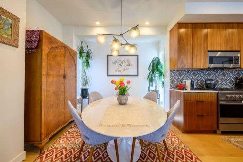 112 21 Street Nw, Calgary, AB - Indoor Photo Showing Dining Room
