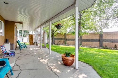 128 Waterstone Place Se, Airdrie, AB - Outdoor