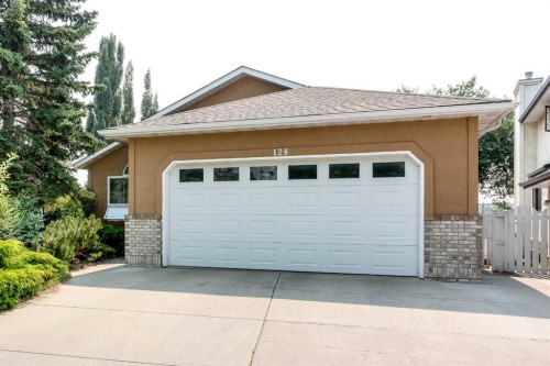128 Waterstone Place Se, Airdrie, AB - Outdoor With Exterior