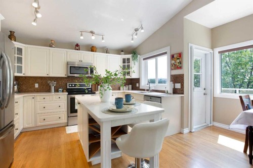 128 Waterstone Place Se, Airdrie, AB - Indoor