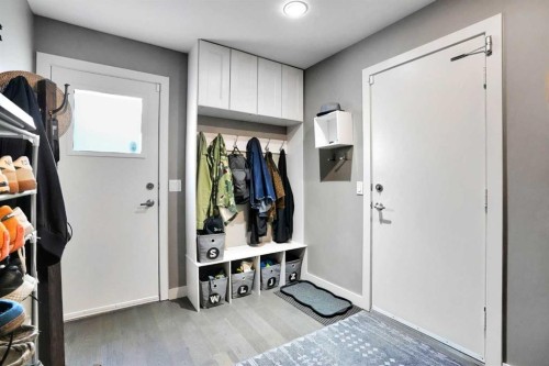 160 Sunhaven Close Se, Calgary, AB - Indoor