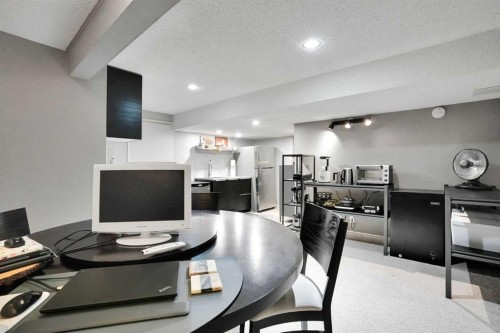 160 Sunhaven Close Se, Calgary, AB - Indoor Photo Showing Office