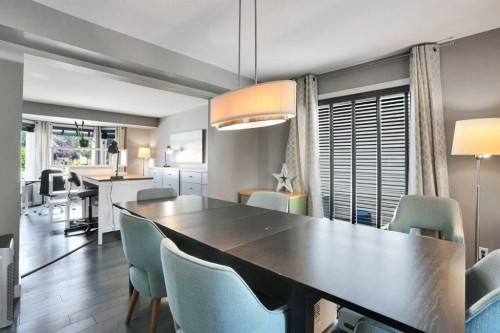 160 Sunhaven Close Se, Calgary, AB - Indoor Photo Showing Dining Room
