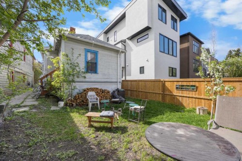 2520 16B Street Sw, Calgary, AB - Outdoor