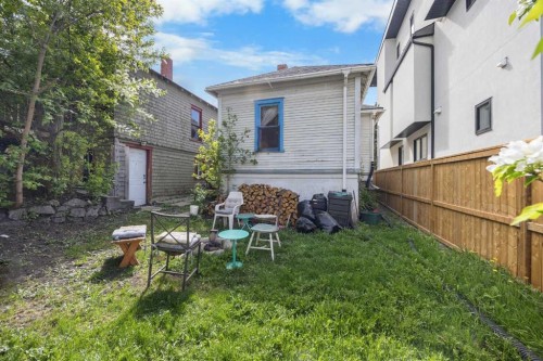 2520 16B Street Sw, Calgary, AB - Outdoor With Exterior