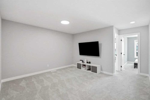 143 Belvedere Crescent Se, Calgary, AB - Indoor Photo Showing Other Room
