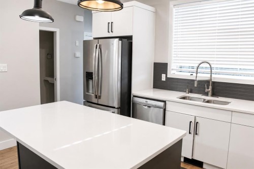 958 41 Avenue North, Lethbridge, AB 