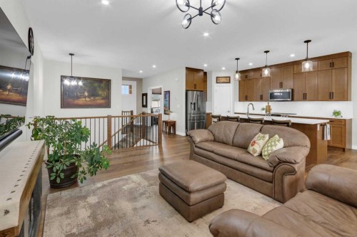 79 Vincent Crescent, Olds, AB - Indoor Photo Showing Living Room
