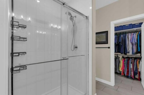 79 Vincent Crescent, Olds, AB - Indoor Photo Showing Bathroom