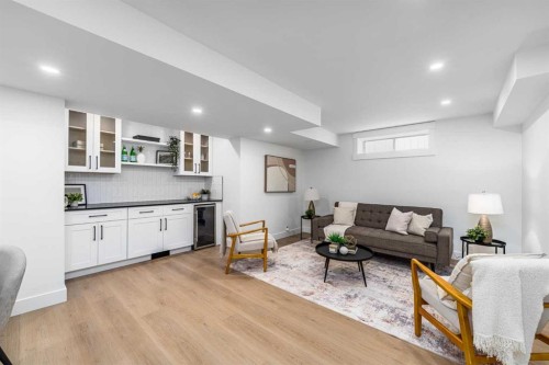 28 Sunlake Circle Se, Calgary, AB - Indoor