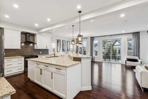 290 Mahogany Place Se, Calgary, AB - Indoor Photo Showing Kitchen With Upgraded Kitchen