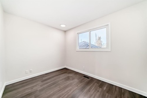 404 Acacia Drive Se, Airdrie, AB - Indoor Photo Showing Other Room