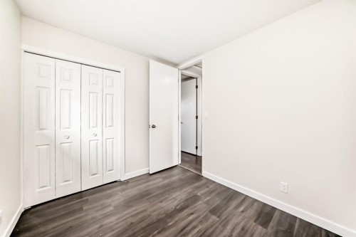 404 Acacia Drive Se, Airdrie, AB - Indoor Photo Showing Other Room