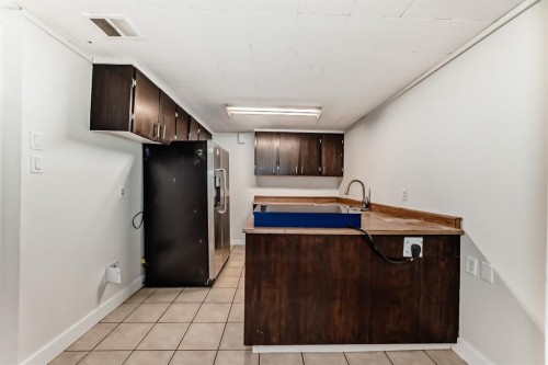 404 Acacia Drive Se, Airdrie, AB - Indoor