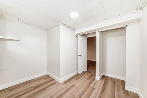 404 Acacia Drive Se, Airdrie, AB - Indoor Photo Showing Other Room