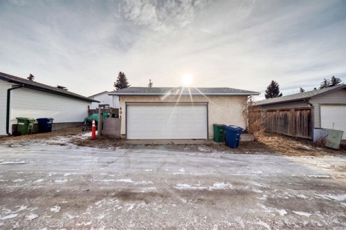 404 Acacia Drive Se, Airdrie, AB - Outdoor With Exterior